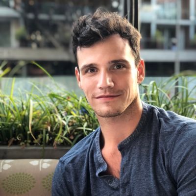 Charlie Houpert